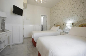  Basic Hotel Puerta de Sevilla  Севилья